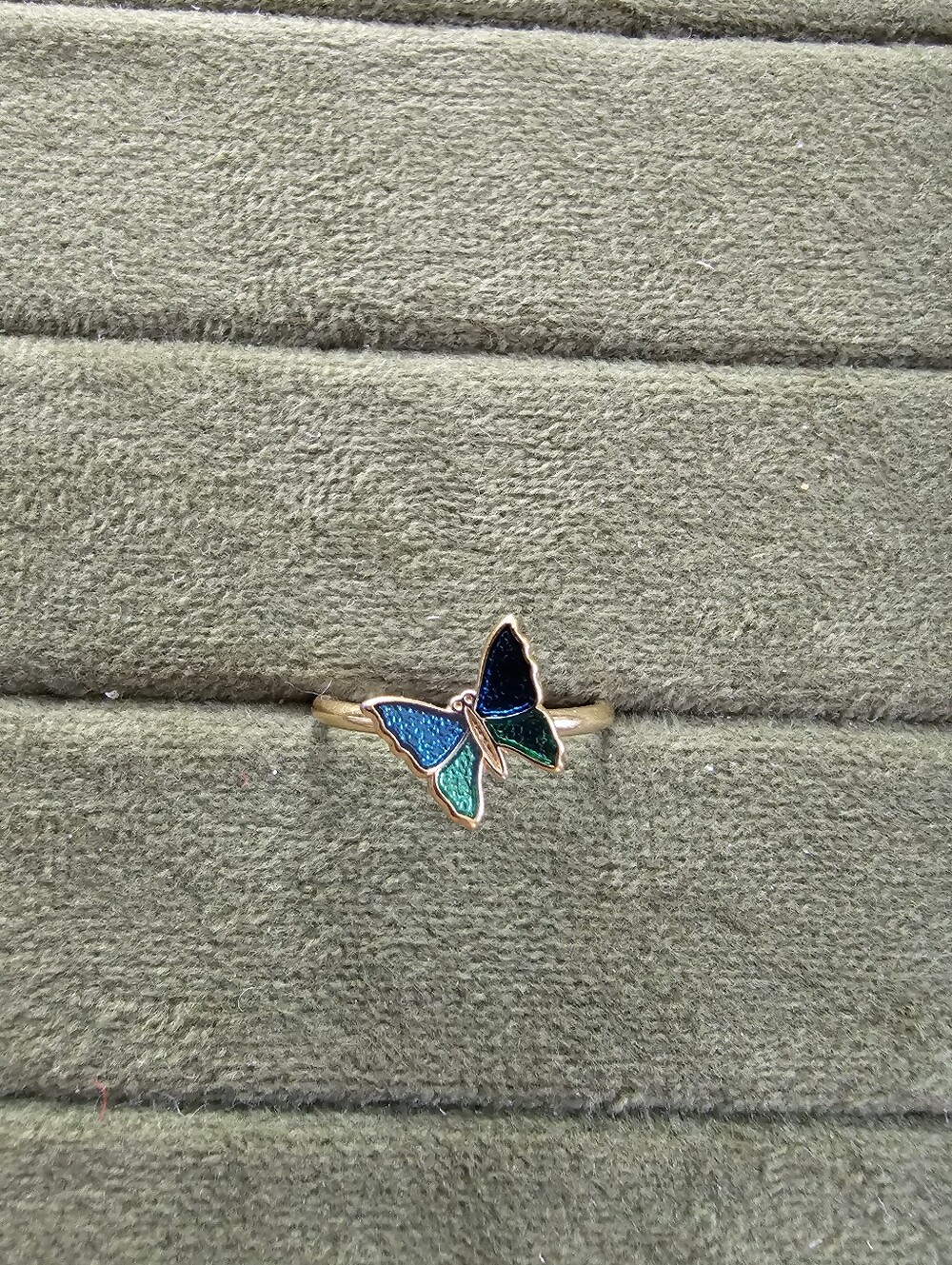 Vintage Avon Ring Size 7